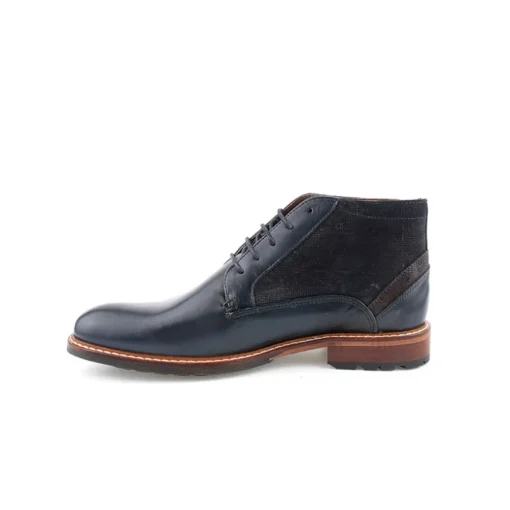 Bota OPOSTOS