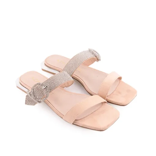 Chinelo AZAREY