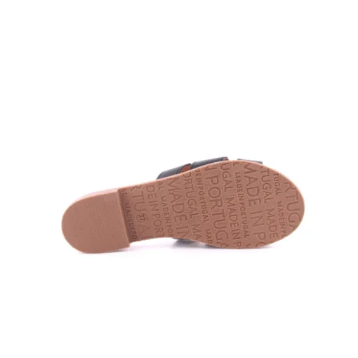 Chinelo BEBRACCI