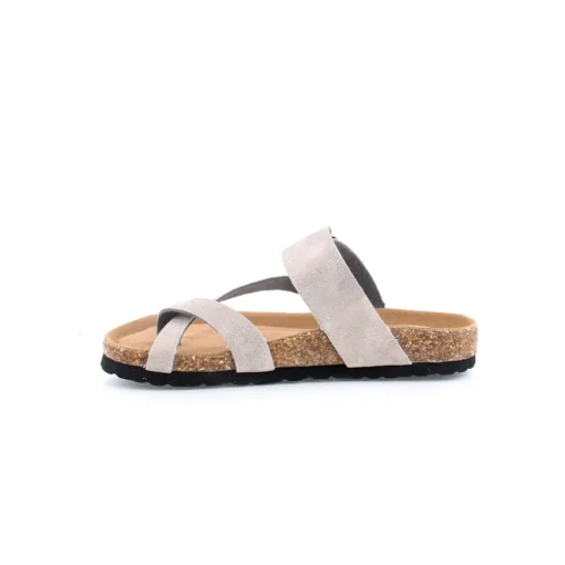 Chinelo GUTTEN