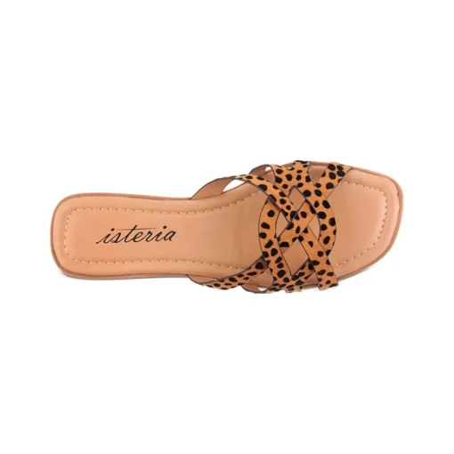 Chinelo ISTERIA