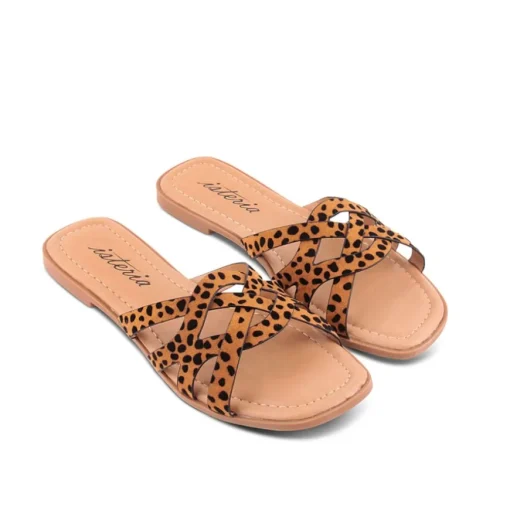 Chinelo ISTERIA