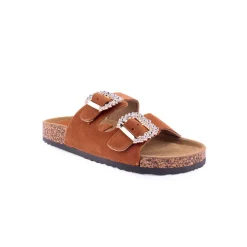 Chinelo ISTERIA