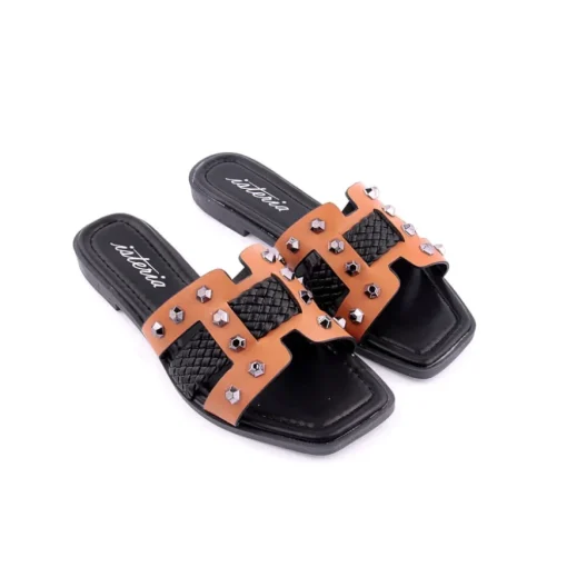 Chinelo ISTERIA