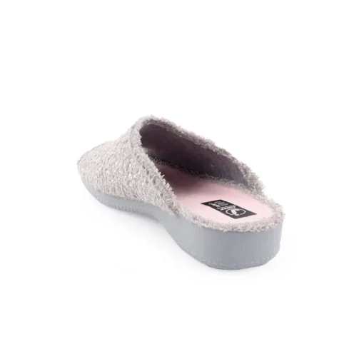 Chinelo JAVER