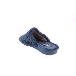 Chinelo JAVER
