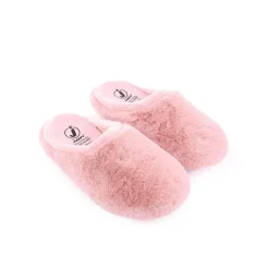 Chinelo JAVER