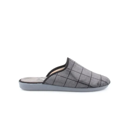 Chinelo JAVER