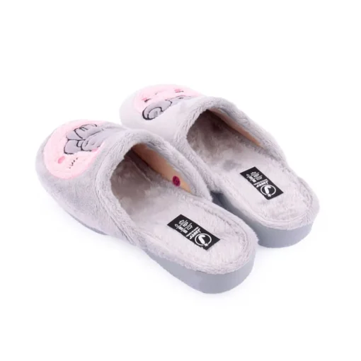 Chinelo JAVER