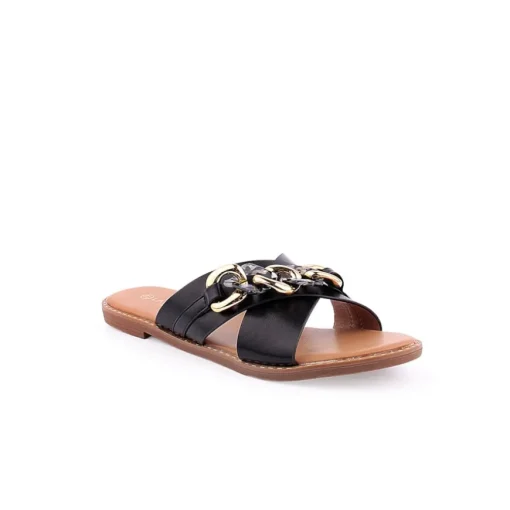 Chinelo LAPIERCE