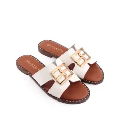 Chinelo LAPIERCE