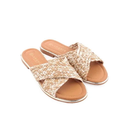 Chinelo LAPIERCE