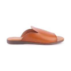 Chinelo LAPIERCE