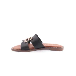 Chinelo LAPIERCE