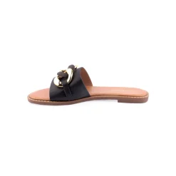 Chinelo LAPIERCE
