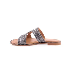 Chinelo LAPIERCE