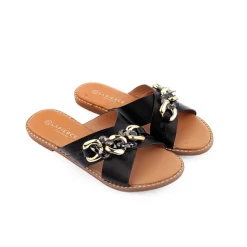 Chinelo LAPIERCE