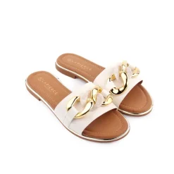 Chinelo LAPIERCE