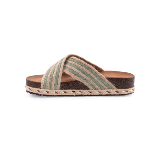 Chinelo LAPIERCE