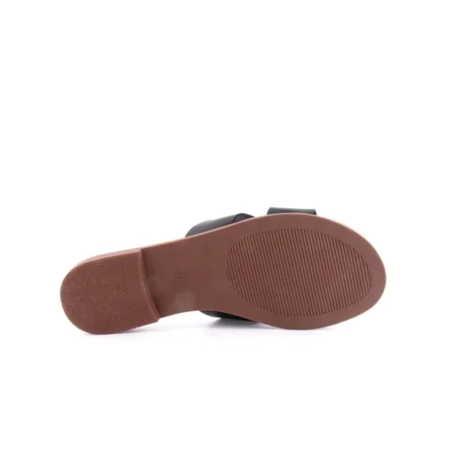 Chinelo LAPIERCE