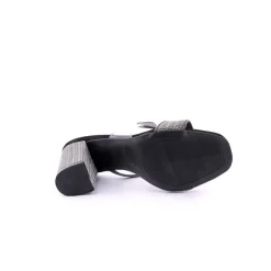 Chinelo LAPIERCE