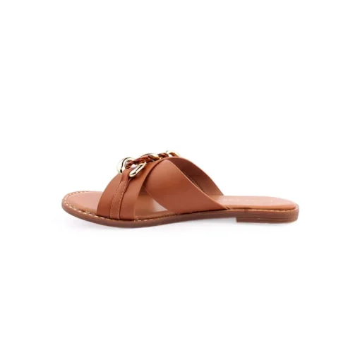 Chinelo LAPIERCE