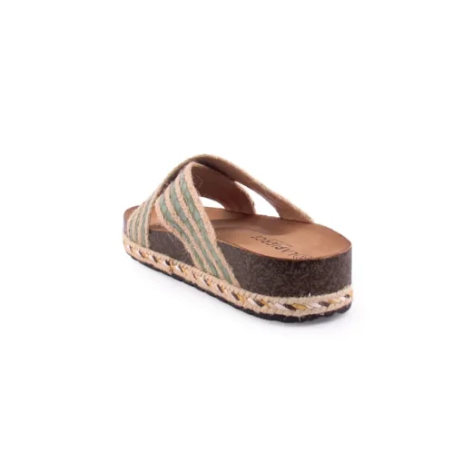 Chinelo LAPIERCE