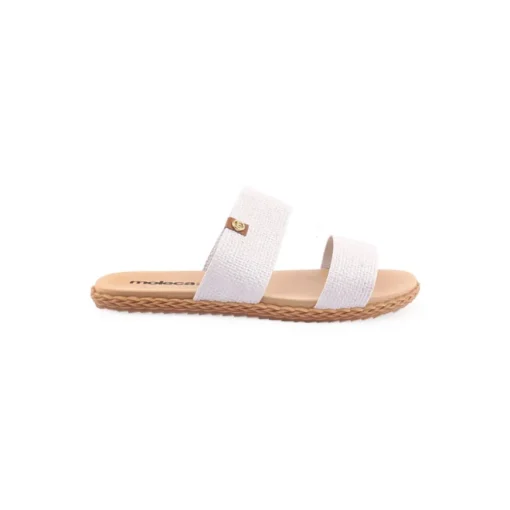 Chinelo MOLECA