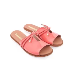Chinelo MOLECA