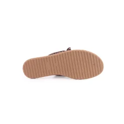 Chinelo MOLECA