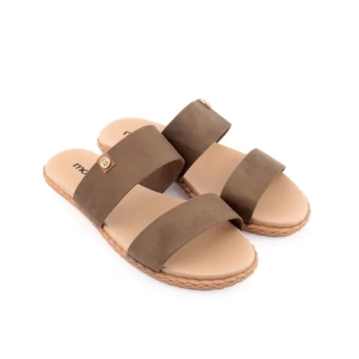 Chinelo MOLECA