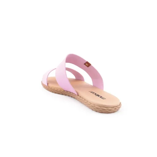 Chinelo MOLECA