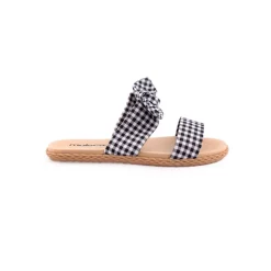 Chinelo MOLECA