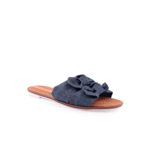 Chinelo MOLECA