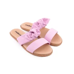 Chinelo MOLECA
