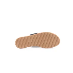 Chinelo MOLECA