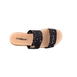 Chinelo MOLECA