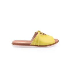 Chinelo MOLECA
