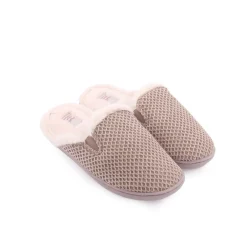 Chinelo UAUH!