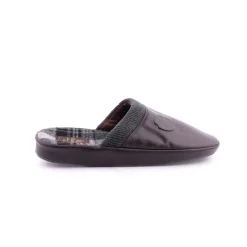 Chinelo UAUH!