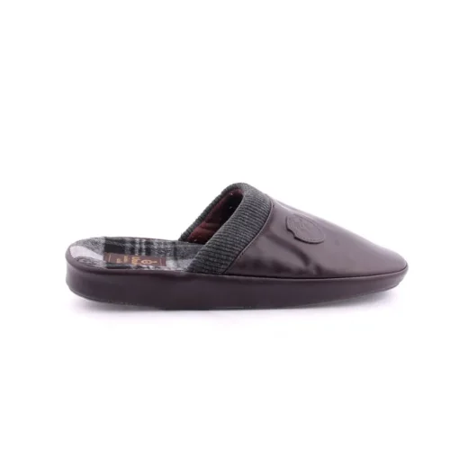 Chinelo UAUH!
