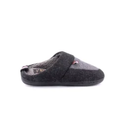 Chinelo UAUH!