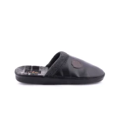 Chinelo UAUH!