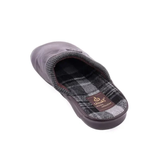 Chinelo UAUH!