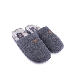 Chinelo UAUH!