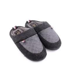 Chinelo UAUH!