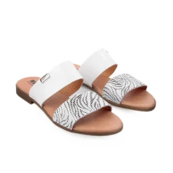 Chinelo WALKWELL