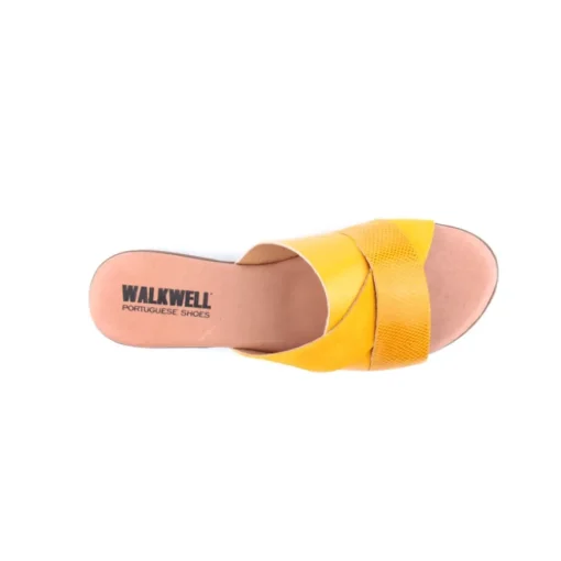 Chinelo WALKWELL