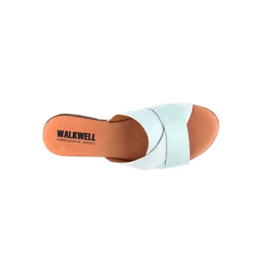 Chinelo WALKWELL
