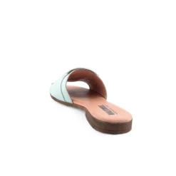 Chinelo WALKWELL